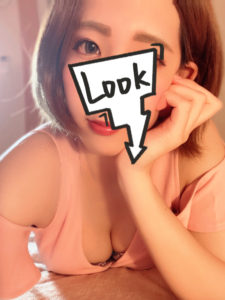 DEB4CEFB-DBE7-4CE6-8D7A-6A42F2938B03